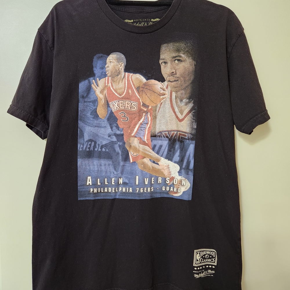 Mitchell & Ness Black Allen Iverson Graphic Tee Large